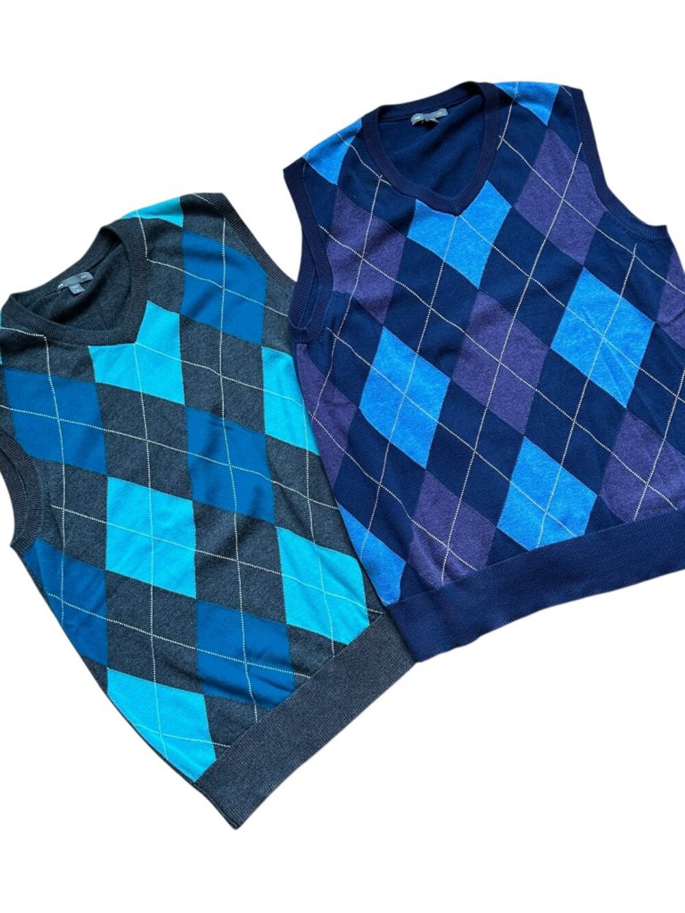 TWO Gap Mens Argyle Sweater Vests Size M Blue Purple Gray Grandpa 100% Cotton - Picture 2 of 16